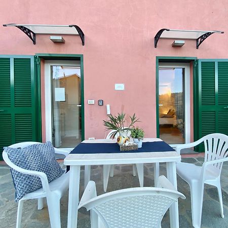 Alla Casa Rosa, Peaceful Apartment Surrounded By Greenery With Free Parking, Wifi & Air Conditioning Rapallo Esterno foto