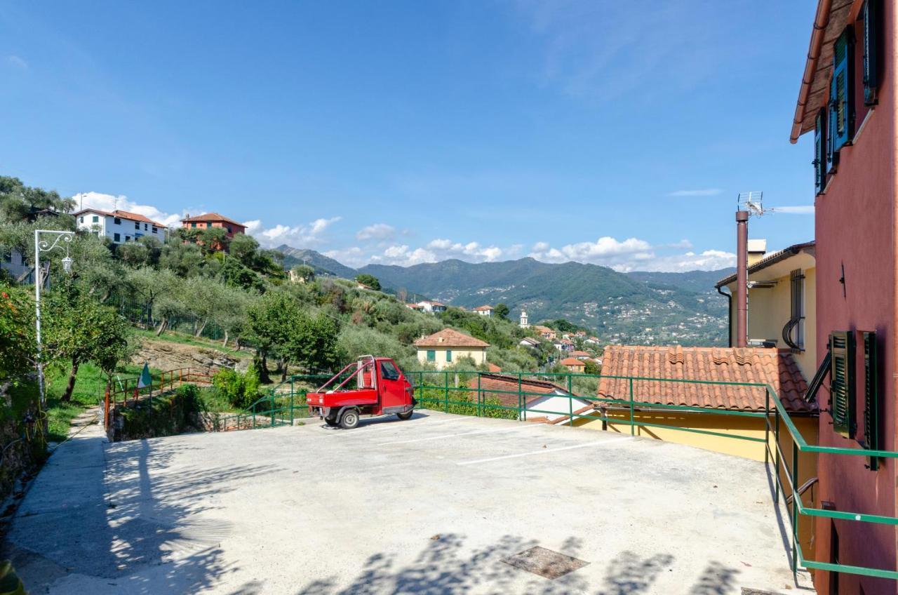 Alla Casa Rosa, Peaceful Apartment Surrounded By Greenery With Free Parking, Wifi & Air Conditioning Rapallo Esterno foto