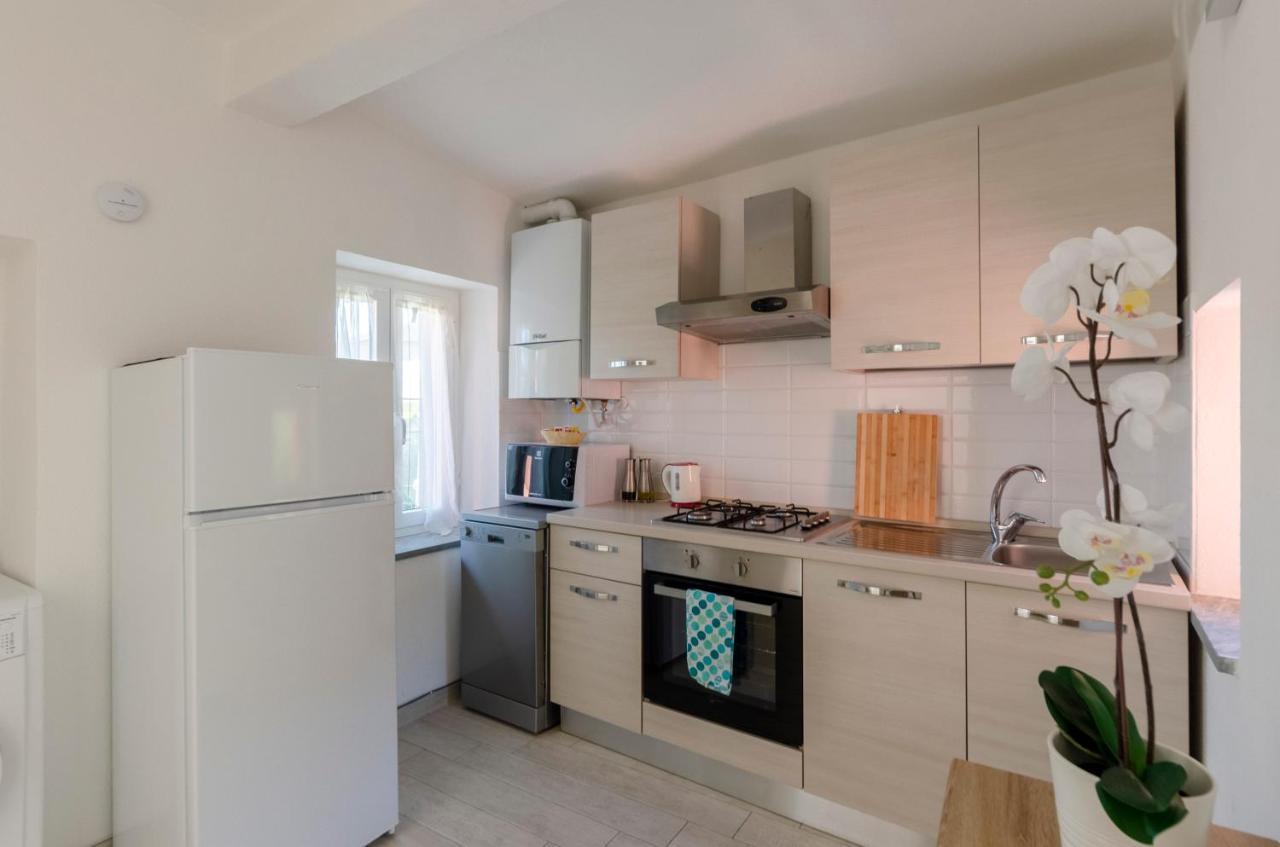 Alla Casa Rosa, Peaceful Apartment Surrounded By Greenery With Free Parking, Wifi & Air Conditioning Rapallo Esterno foto