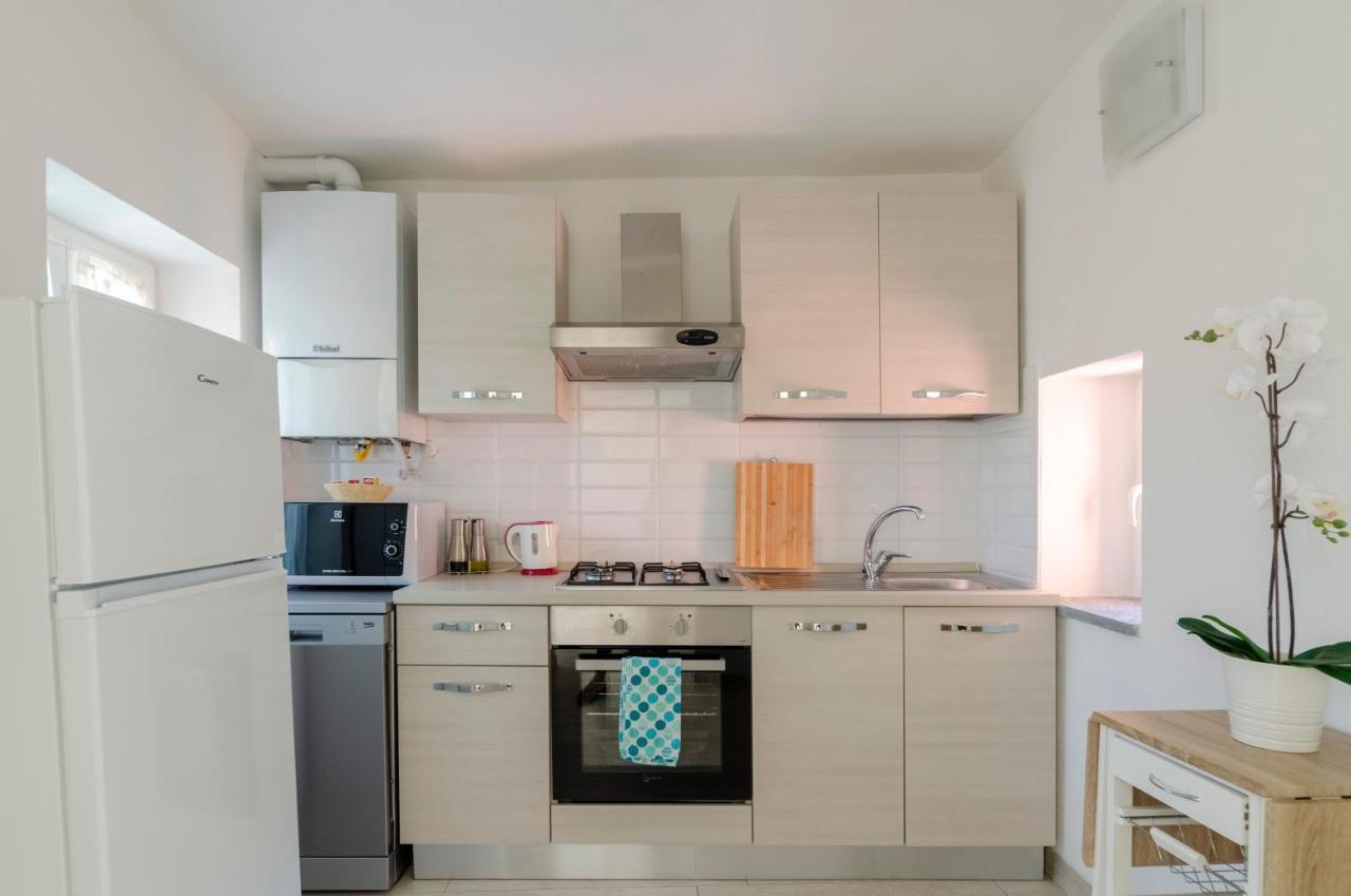 Alla Casa Rosa, Peaceful Apartment Surrounded By Greenery With Free Parking, Wifi & Air Conditioning Rapallo Esterno foto