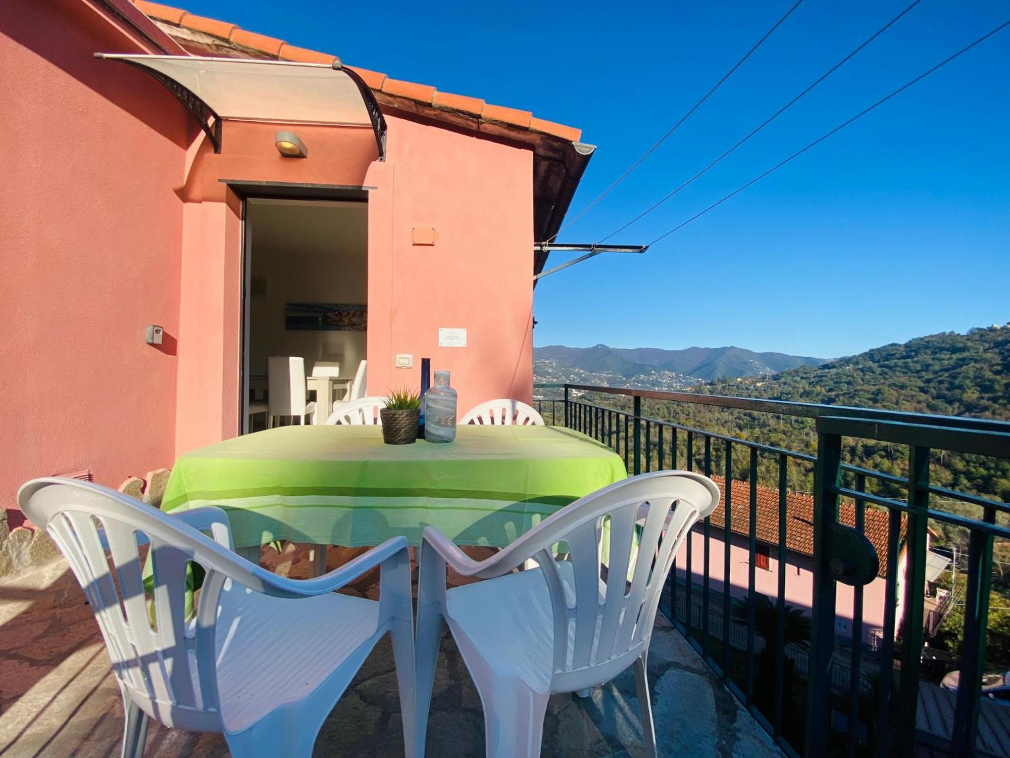 Alla Casa Rosa, Peaceful Apartment Surrounded By Greenery With Free Parking, Wifi & Air Conditioning Rapallo Esterno foto