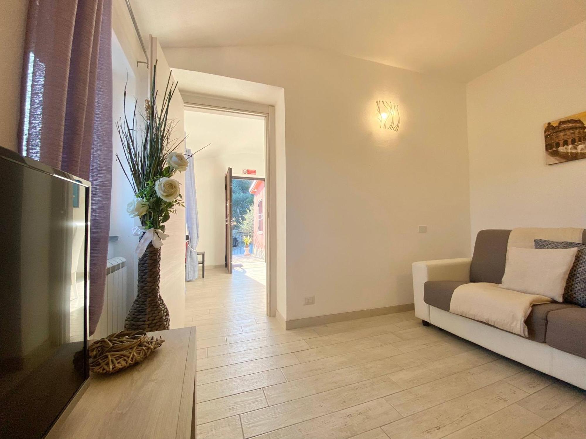 Alla Casa Rosa, Peaceful Apartment Surrounded By Greenery With Free Parking, Wifi & Air Conditioning Rapallo Esterno foto